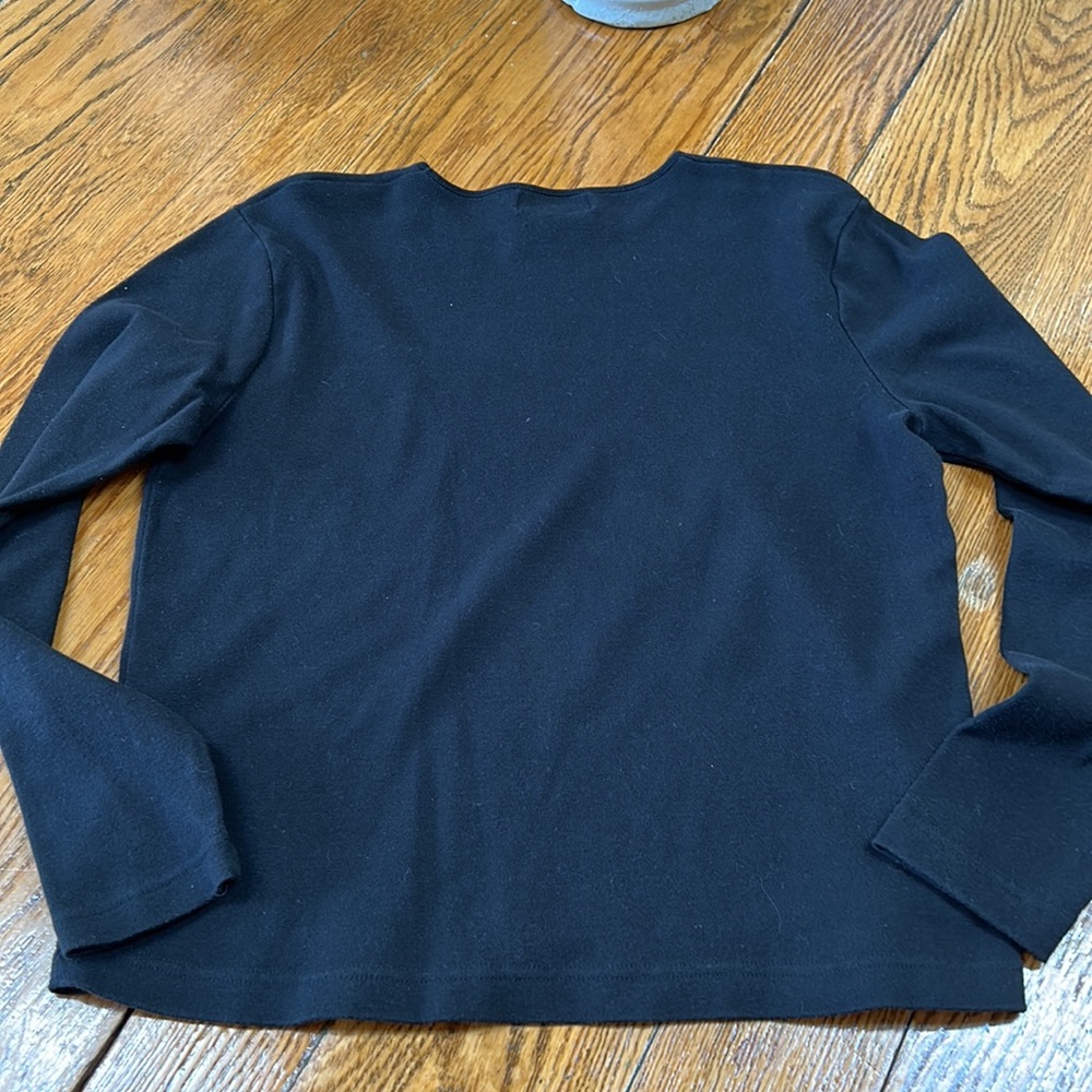Lauren Ralph Lauren black tee. Green label, size Large. Good used condition. - Picture 4 of 8
